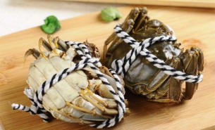 吃大閘蟹的季節(jié)，用大閘蟹重量分揀機(jī)取更高收益